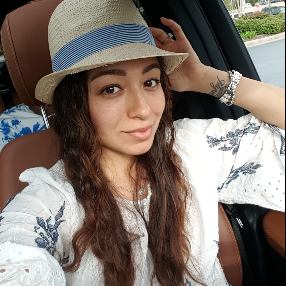 Meet your Posher, Michele